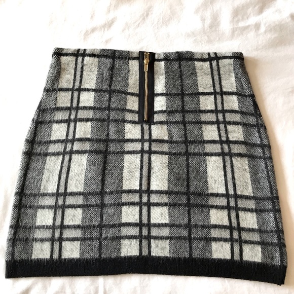 Plaid Mini Skirt - Picture 3 of 11